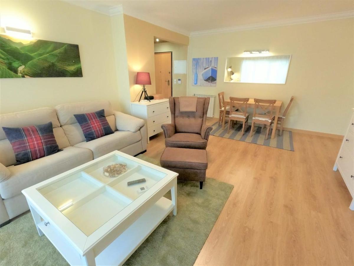 Carnaxide Modern T1 Apartment W Balcony In Carnaxide Oeiras Lisbon Екстер'єр фото