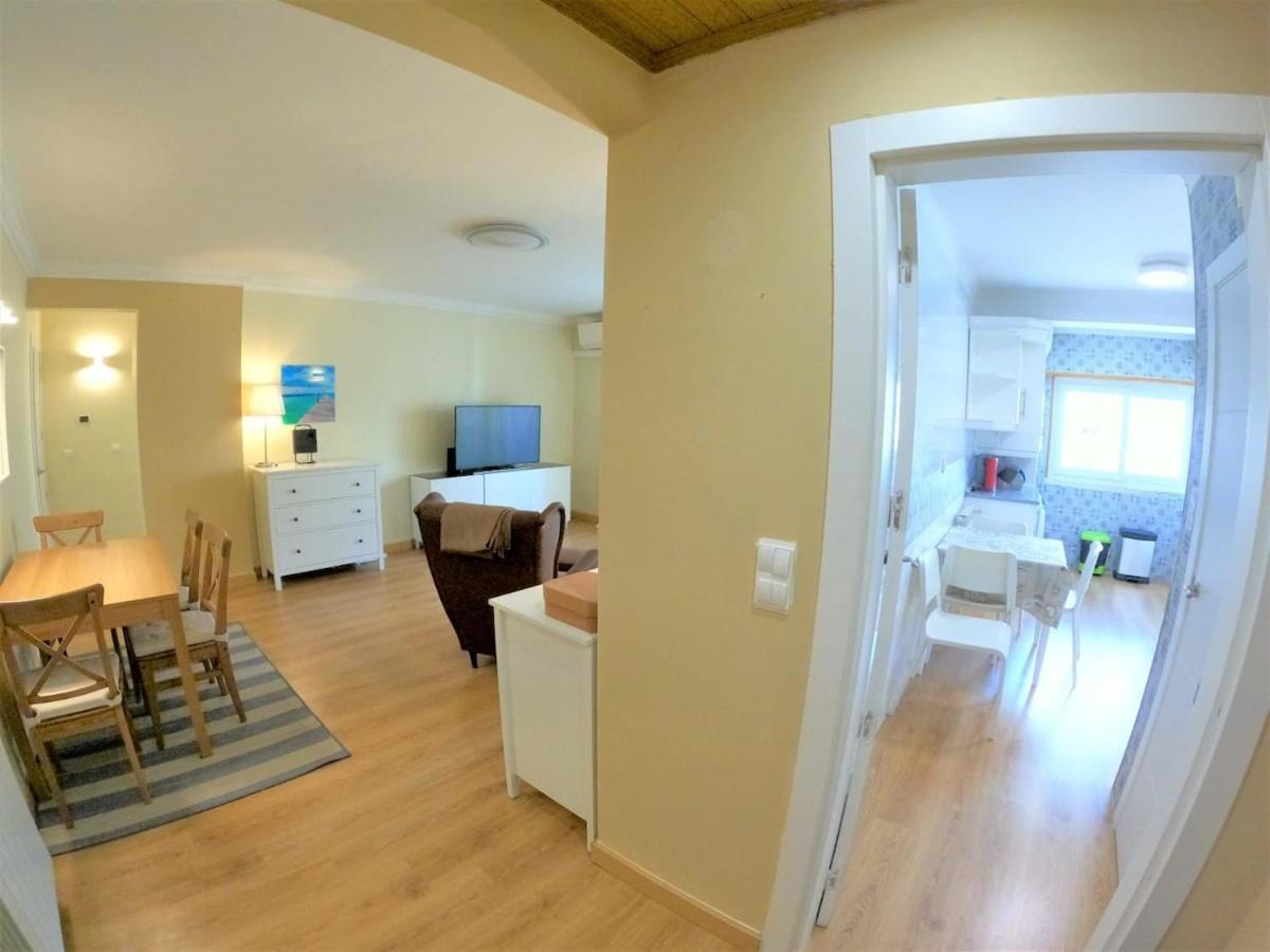Carnaxide Modern T1 Apartment W Balcony In Carnaxide Oeiras Lisbon Екстер'єр фото