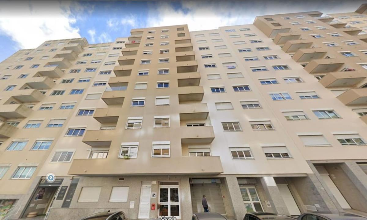 Carnaxide Modern T1 Apartment W Balcony In Carnaxide Oeiras Lisbon Екстер'єр фото